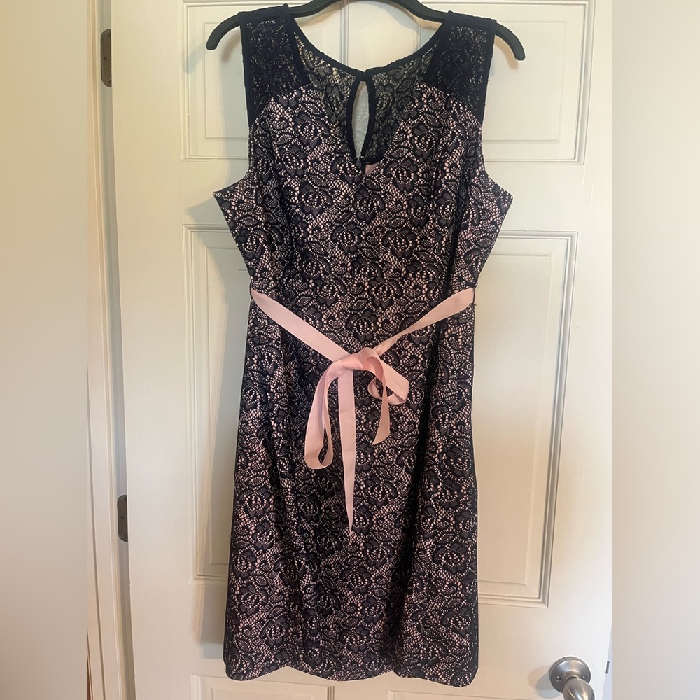 Motherhood Maternity Dress - EUC *Size XL*